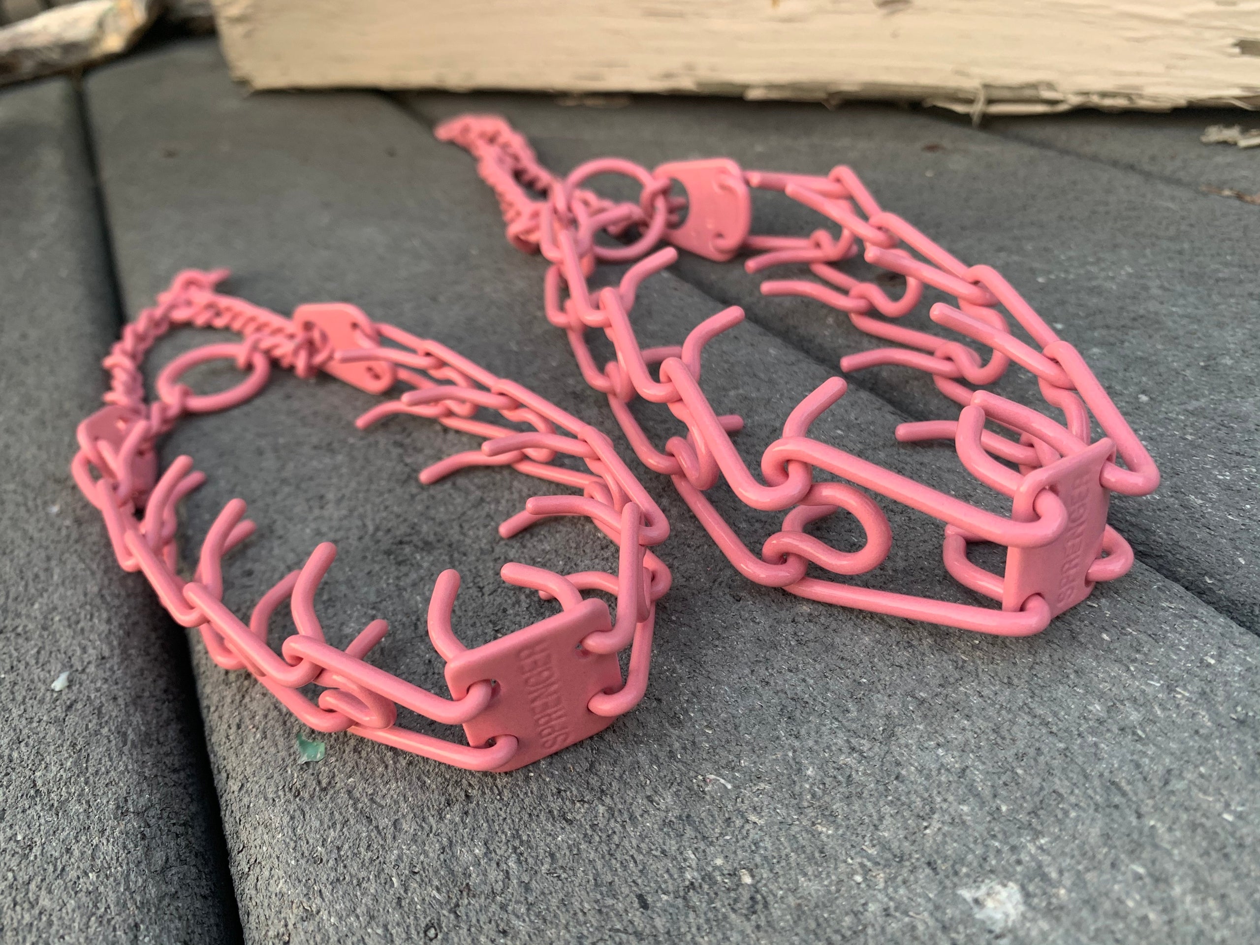 Pink best sale pinch collar